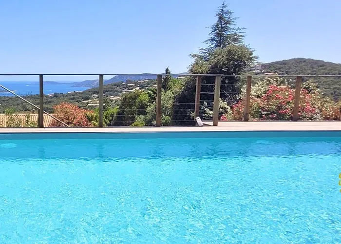 O Sohno 4 Pers Vue Piscine 公寓